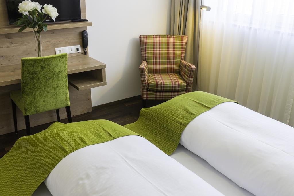 Hotel Rheingold Gailingen Szoba fotó