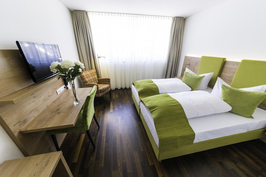 Hotel Rheingold Gailingen Szoba fotó